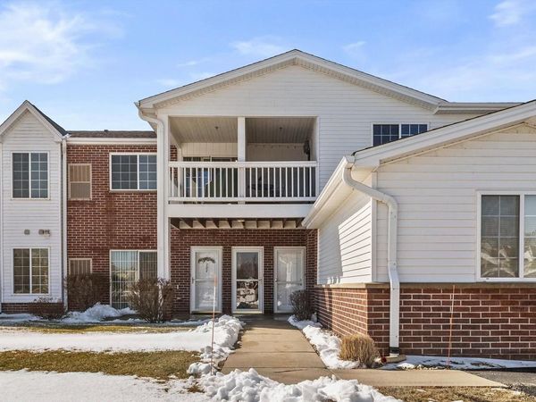 2705 11th PLACE, Kenosha, WI 53140