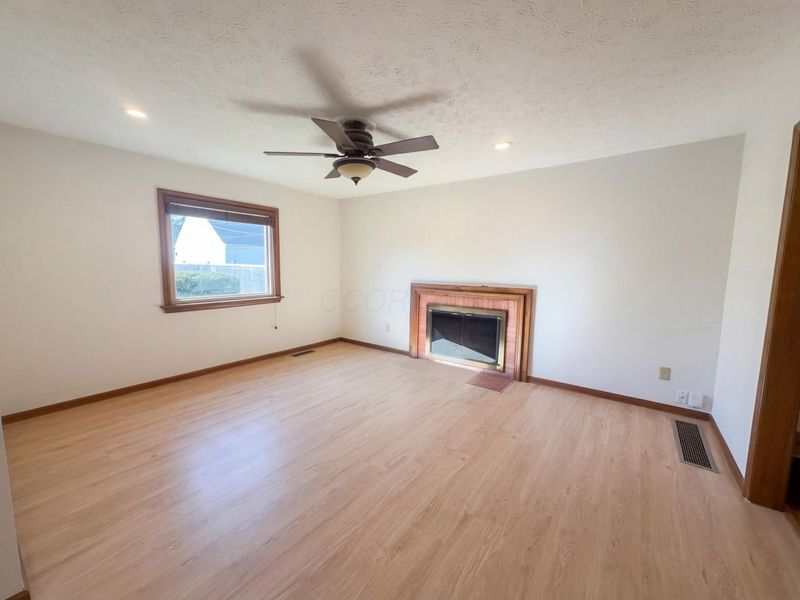 905 Vernon Road, Columbus, OH 43209 Photo 11