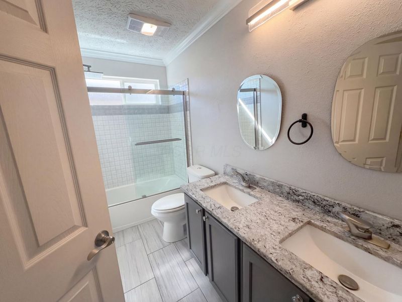 905 Vernon Road, Columbus, OH 43209 Photo 13