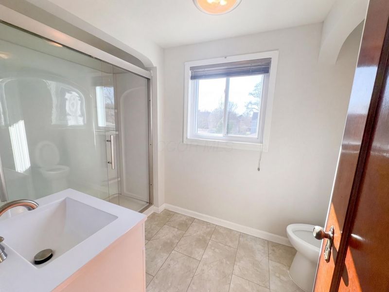 905 Vernon Road, Columbus, OH 43209 Photo 20