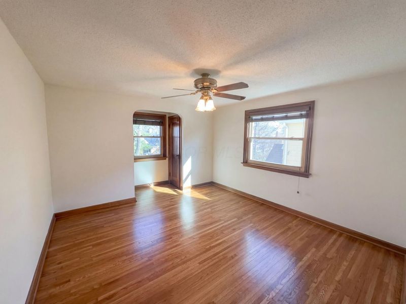 905 Vernon Road, Columbus, OH 43209 Photo 4