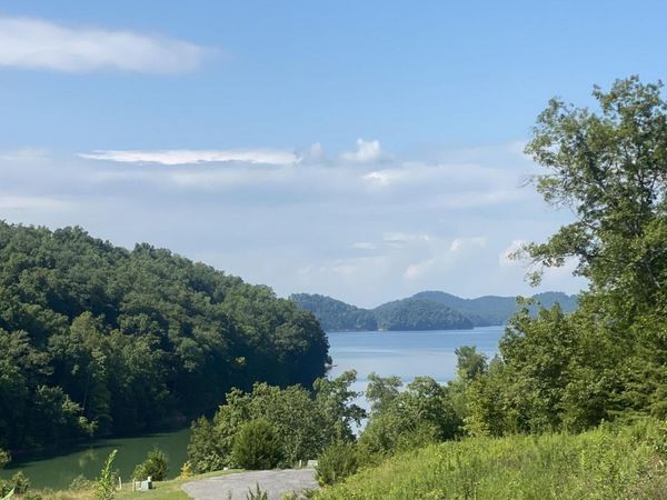 Lot 10 Stone Cove Way, Dandridge, TN 37725