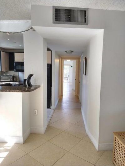 720 Bayshore Drive, Unit 201, Fort Lauderdale, FL 33304 Photo