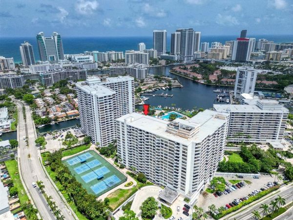 600 Three Islands Blvd , Unit 310, Hallandale Beach, FL 33009