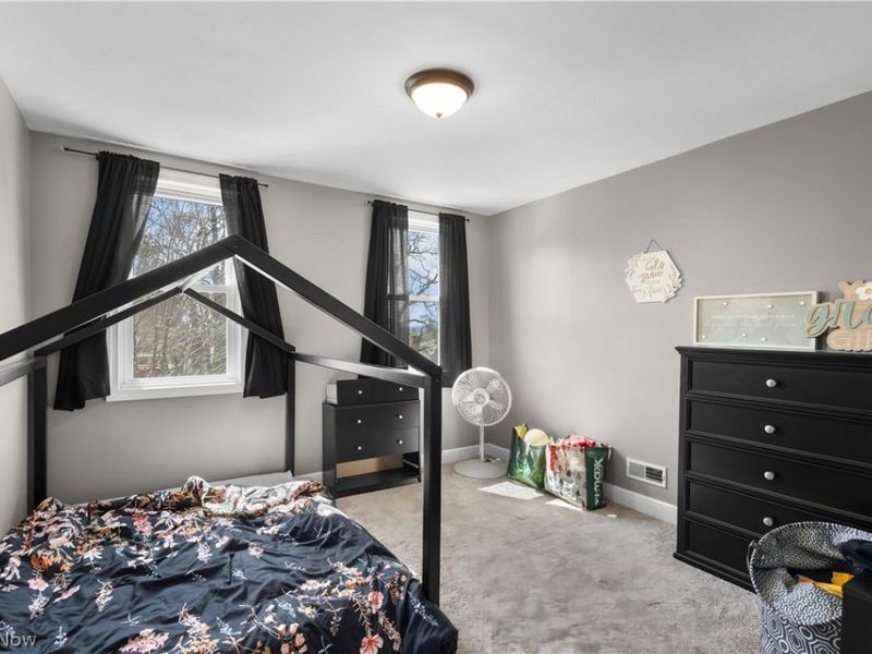 1707 Scott Avenue, Cambridge, OH 43725 Photo 17