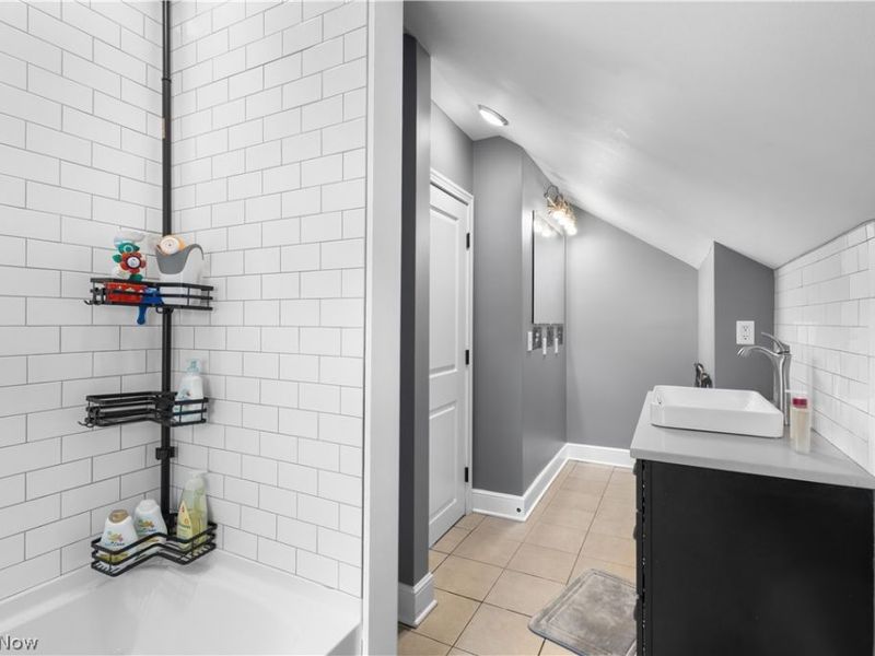 1707 Scott Avenue, Cambridge, OH 43725 Photo 22