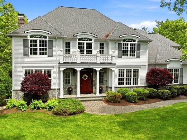 16 Falcon Heights, Wilbraham, MA 01095