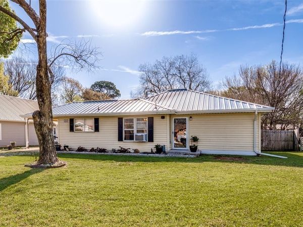 107 W Adkins Street, Seagoville, TX 75159