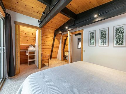 14258 Glacier View Road, Truckee, CA 96161 Photo