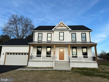 43 LEE STREET , MONTROSS, VA 22520