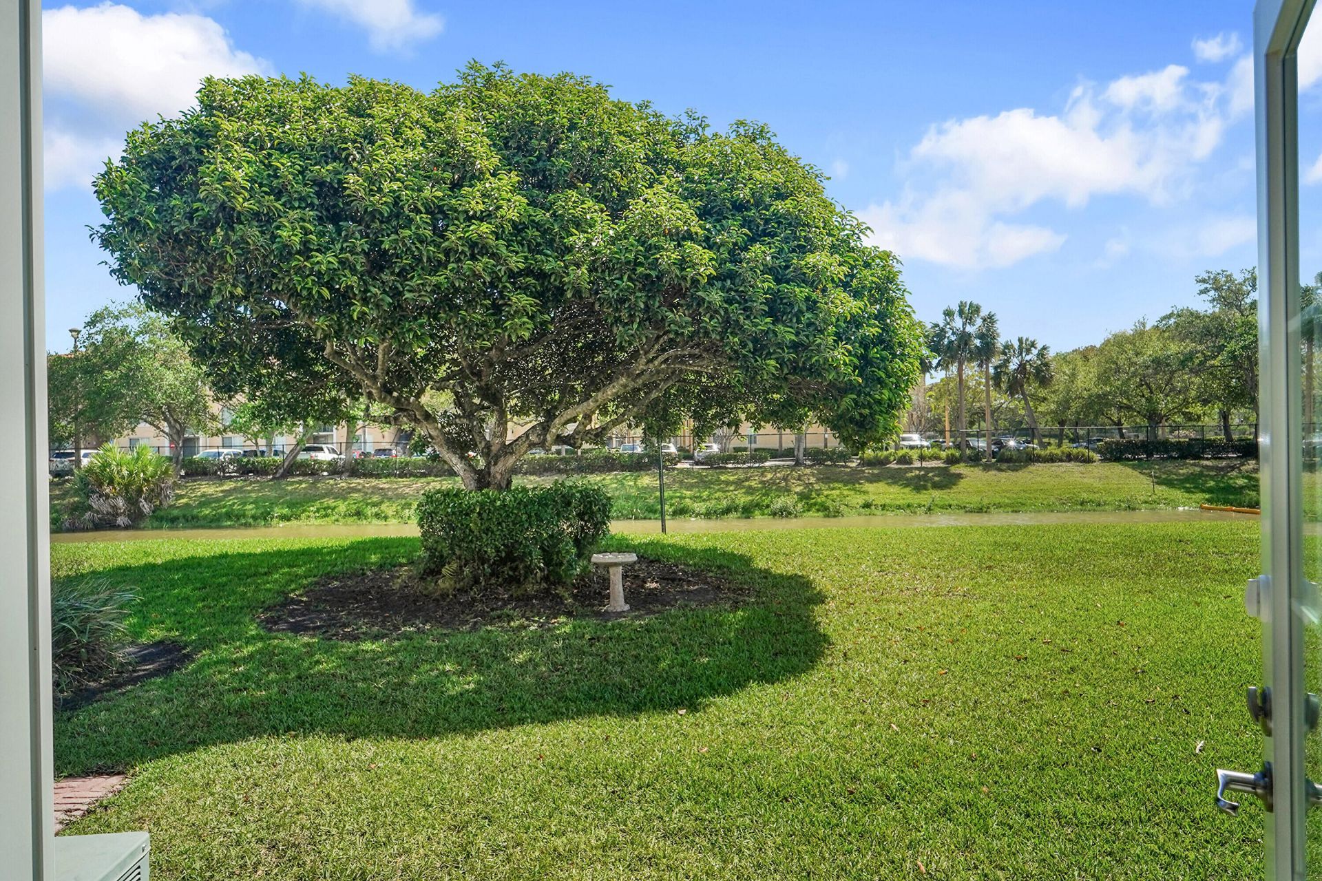 100 E Hemingway Circle, Margate, FL 33063 Photo