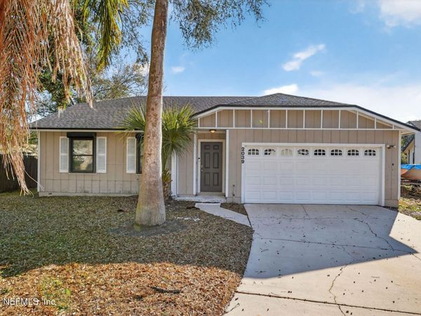 2039 CYPRESS LANDING Drive, Jacksonville, FL 32233