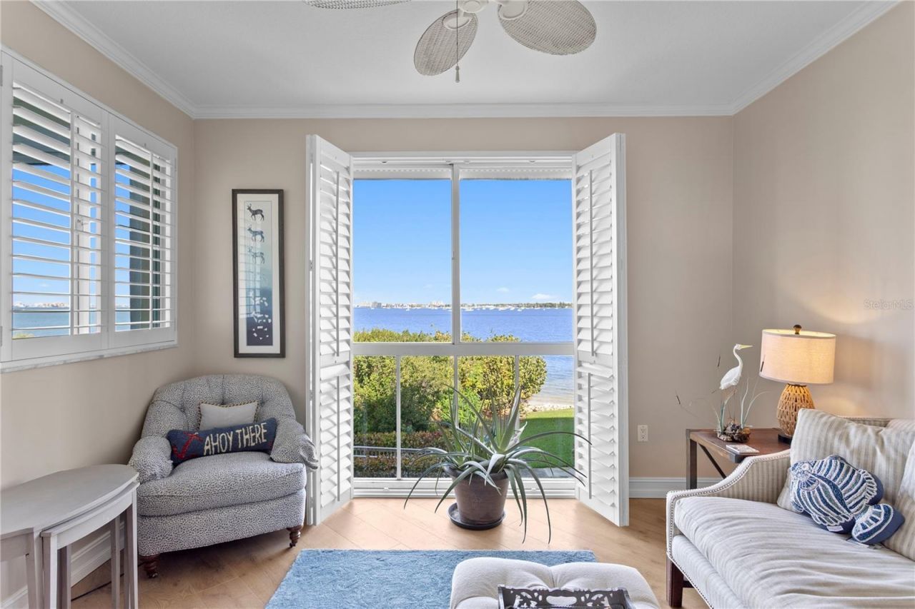 4717 Dolphin Cay Lane S, Unit 202, Saint Petersburg, FL 33711 Photo