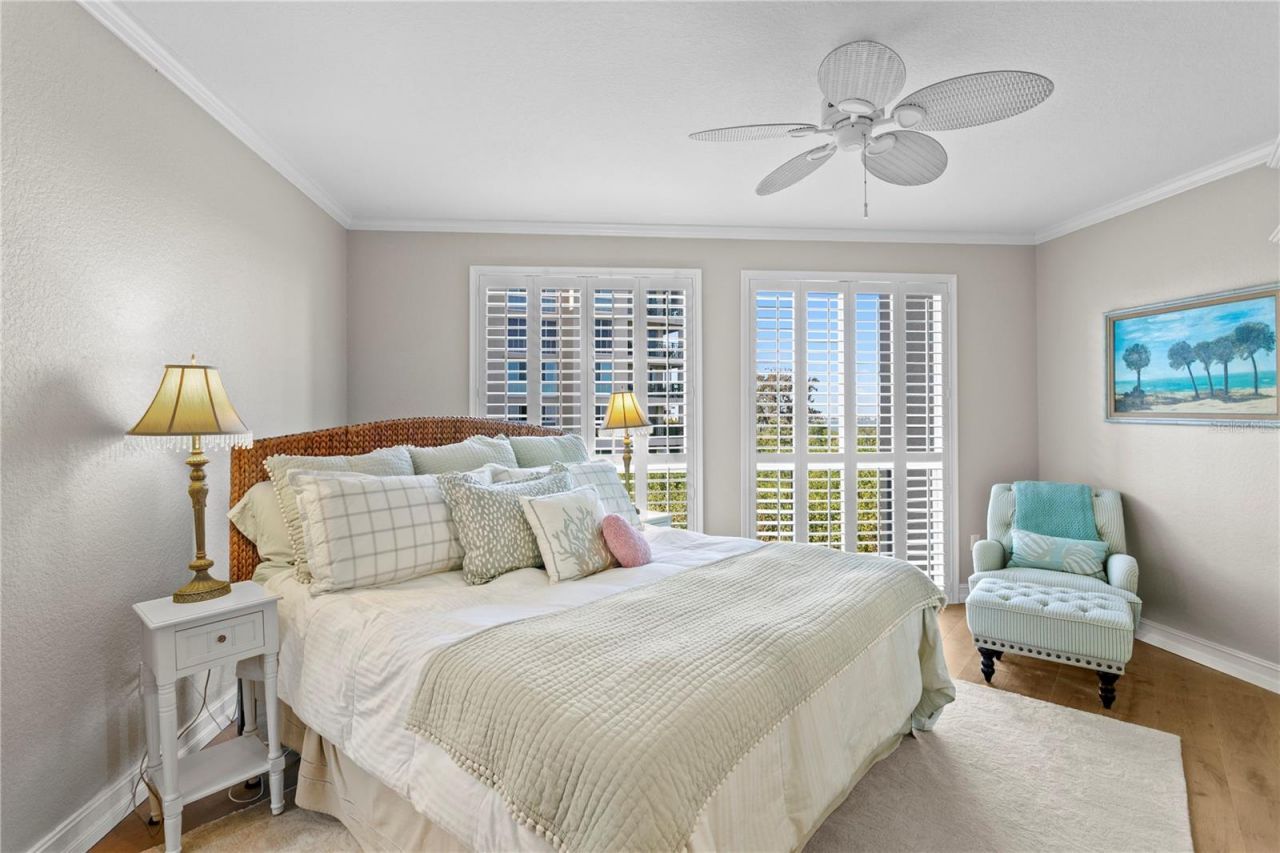 4717 Dolphin Cay Lane S, Unit 202, Saint Petersburg, FL 33711 Photo