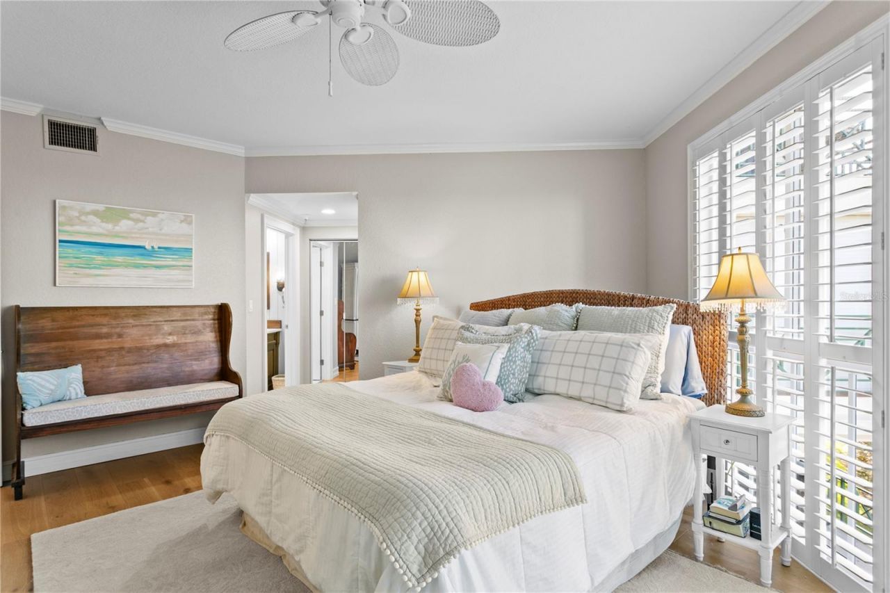 4717 Dolphin Cay Lane S, Unit 202, Saint Petersburg, FL 33711 Photo