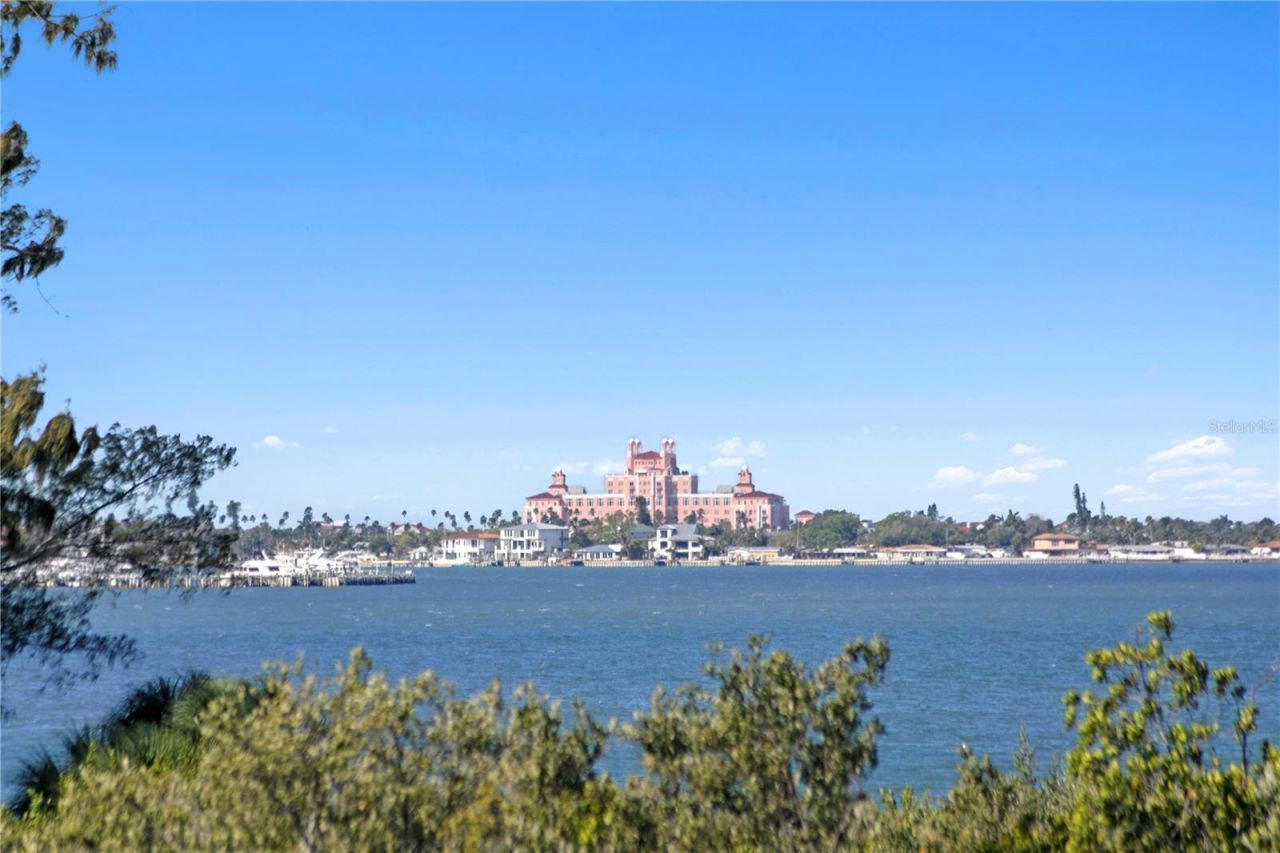 4717 Dolphin Cay Lane S, Unit 202, Saint Petersburg, FL 33711 Photo