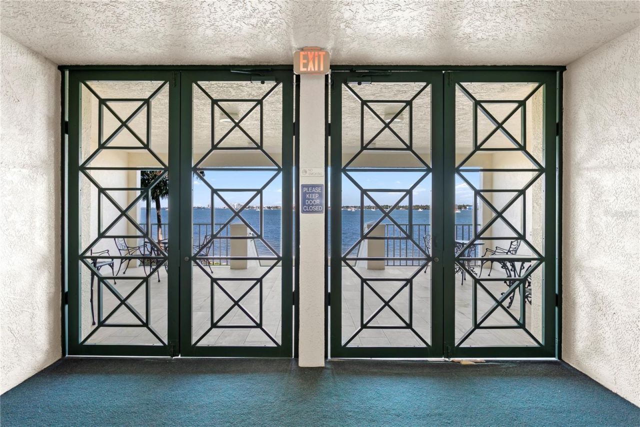 4717 Dolphin Cay Lane S, Unit 202, Saint Petersburg, FL 33711 Photo