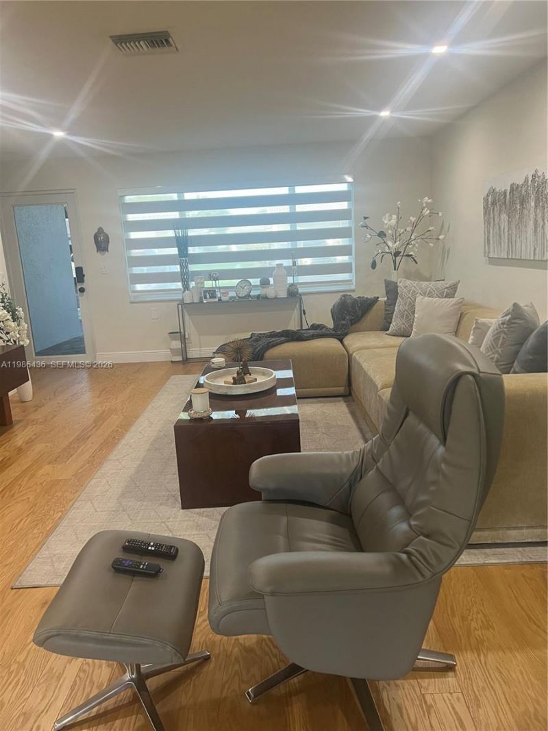 8221 NW 14th St, Plantation, FL 33322 Photo