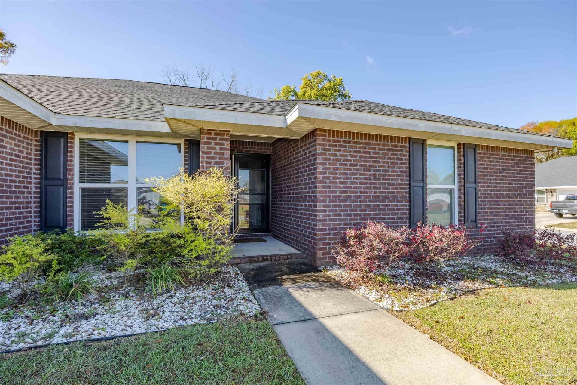 3527 Bonfire Ln, Pensacola, FL 32526 Main Photo