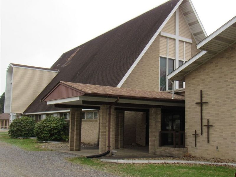 2150 17th Street SE, Canton, OH 44707 Photo 1