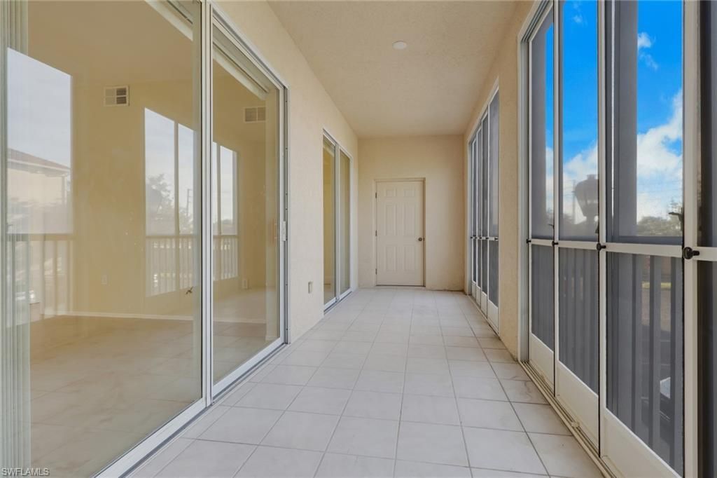 9025 Colby Dr, Unit 2111, Fort Myers, FL 33919 Photo