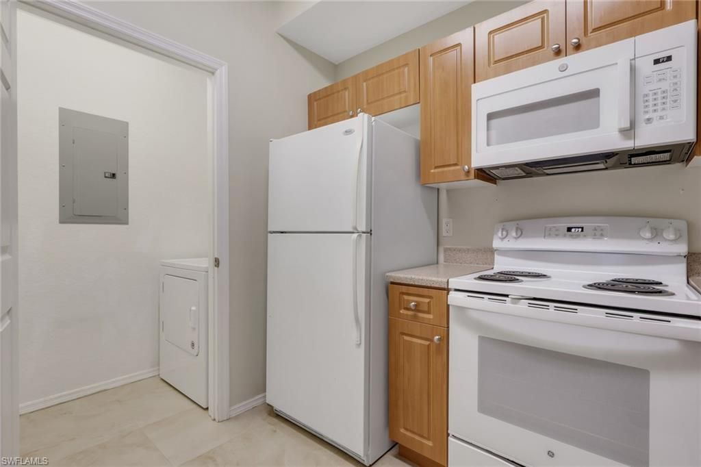 9025 Colby Dr, Unit 2111, Fort Myers, FL 33919 Photo