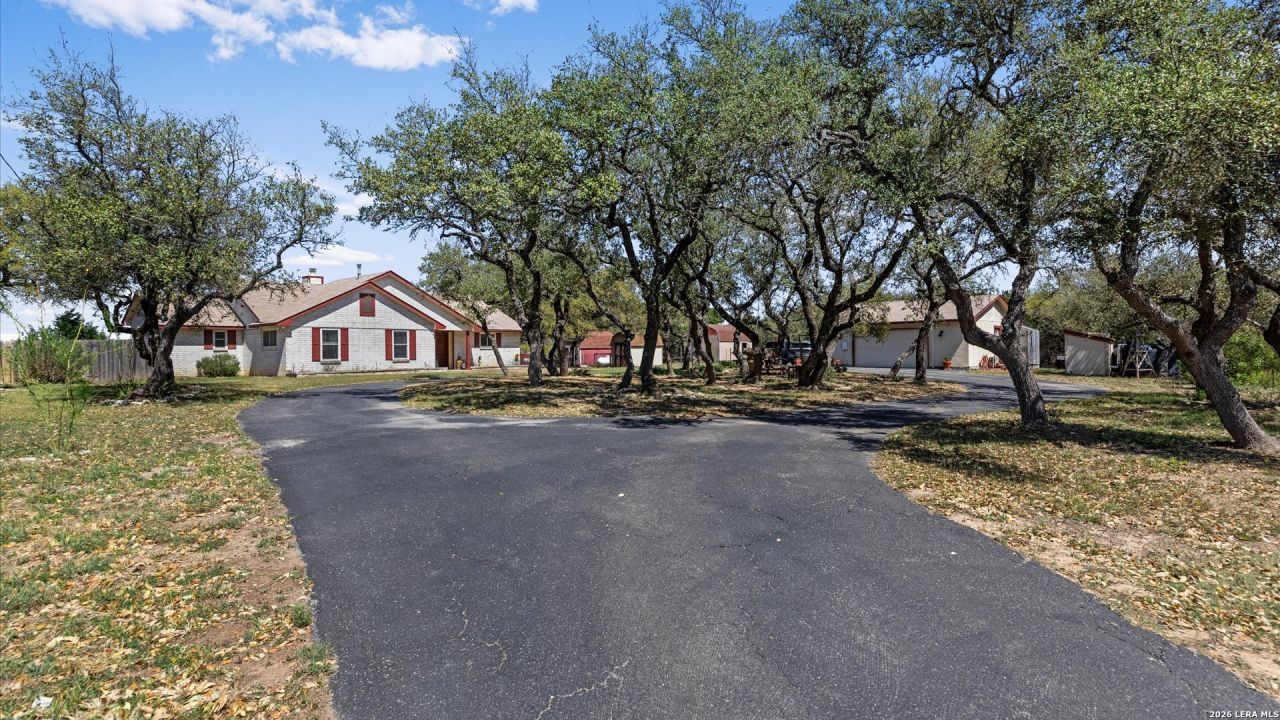 8010 Devonshire, Spring Branch, TX 78070 Main Photo