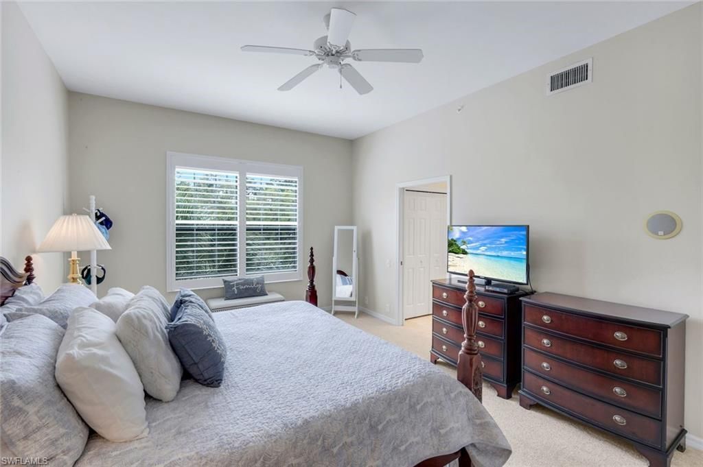 8231 Parkstone Pl, Unit 301, Naples, FL 34120 Photo