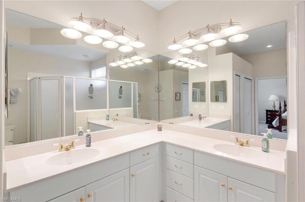8231 Parkstone Pl, Unit 301, Naples, FL 34120 Photo