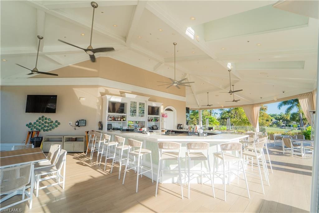 8231 Parkstone Pl, Unit 301, Naples, FL 34120 Photo