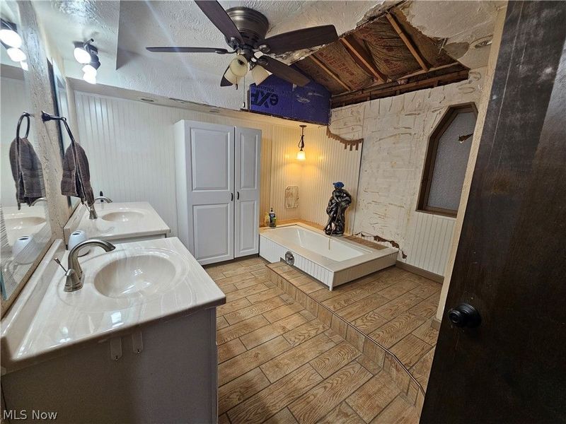 4112 Ivanhoe Drive, Lorain, OH 44053 Photo 23