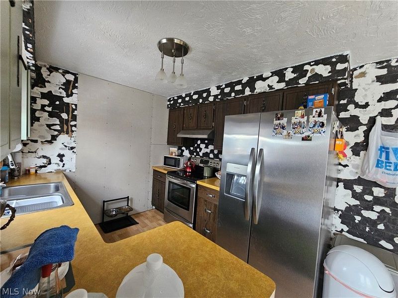 4112 Ivanhoe Drive, Lorain, OH 44053 Photo 7