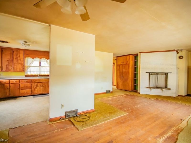 203 Clark Drive, Marietta, OH 45750 Photo 9