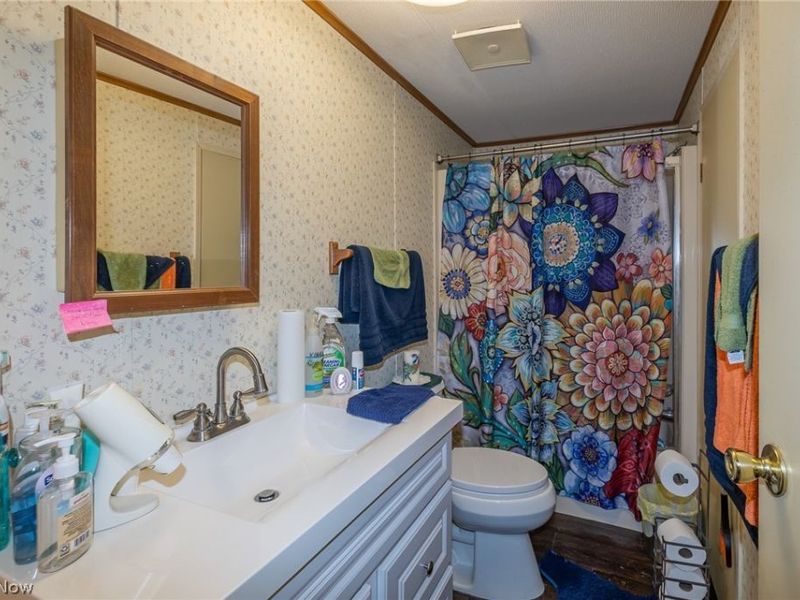 63 Parkway Drive, Olmsted Township, OH 44138 Photo 25