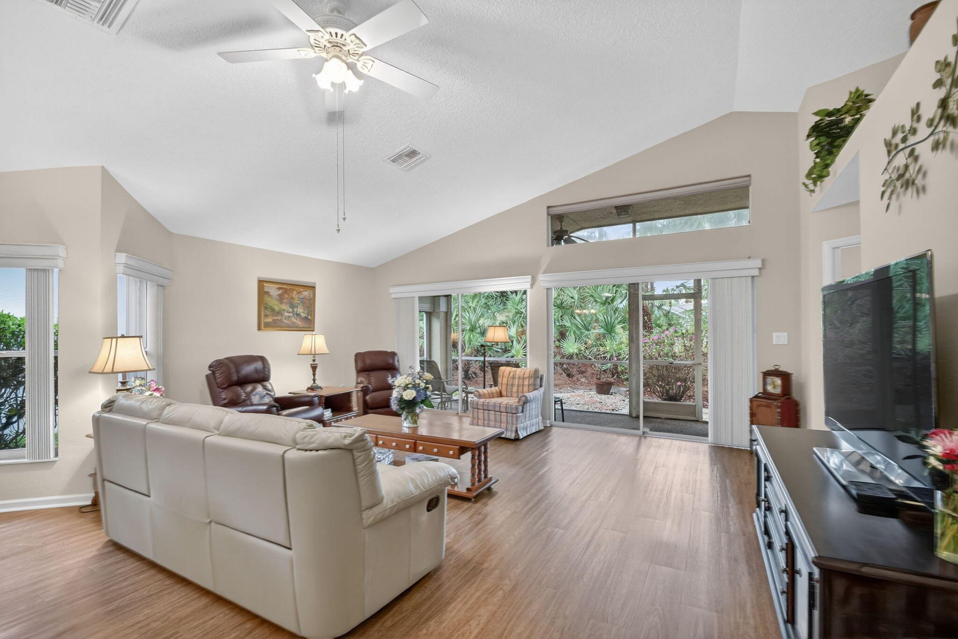 176 Harbor Lake Circle, Greenacres, FL 33413 Photo