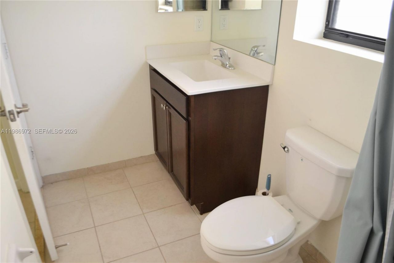 164 NE 23rd Ter , Homestead, FL 33033 Photo