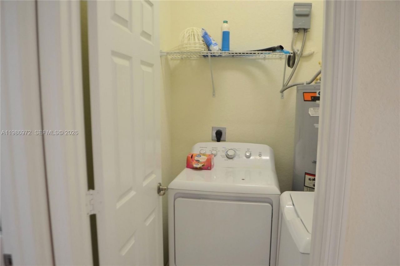 164 NE 23rd Ter , Homestead, FL 33033 Photo