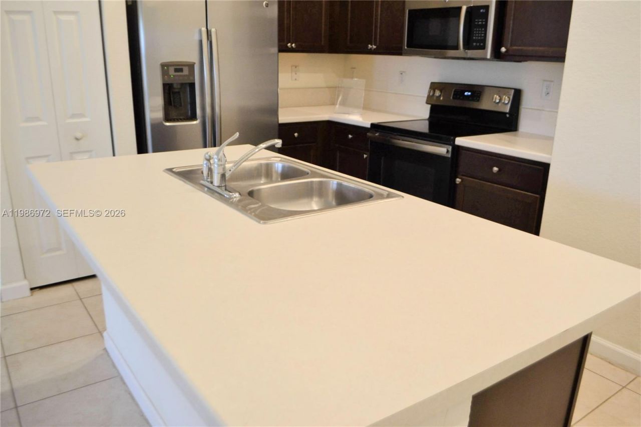 164 NE 23rd Ter , Homestead, FL 33033 Photo