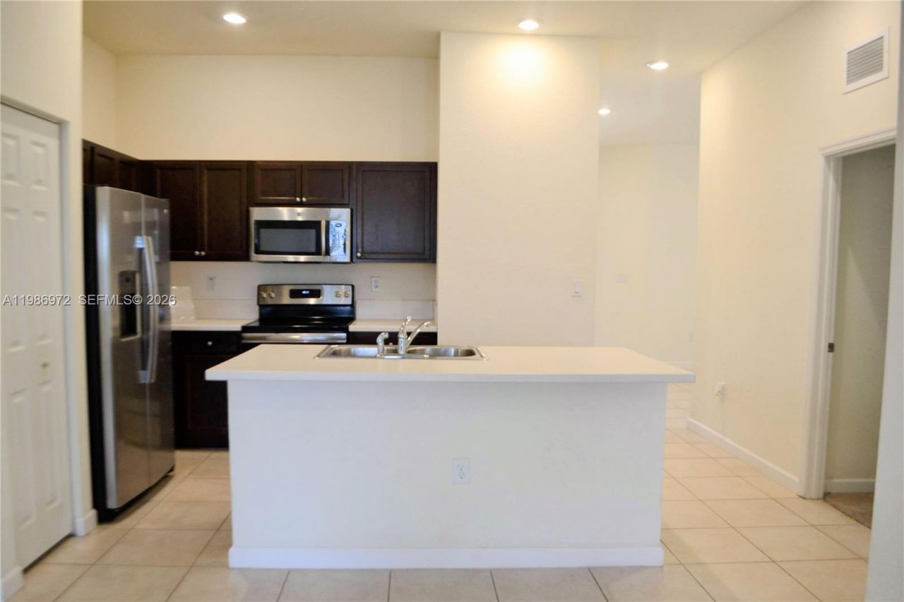 164 NE 23rd Ter, Homestead, FL 33033 Photo