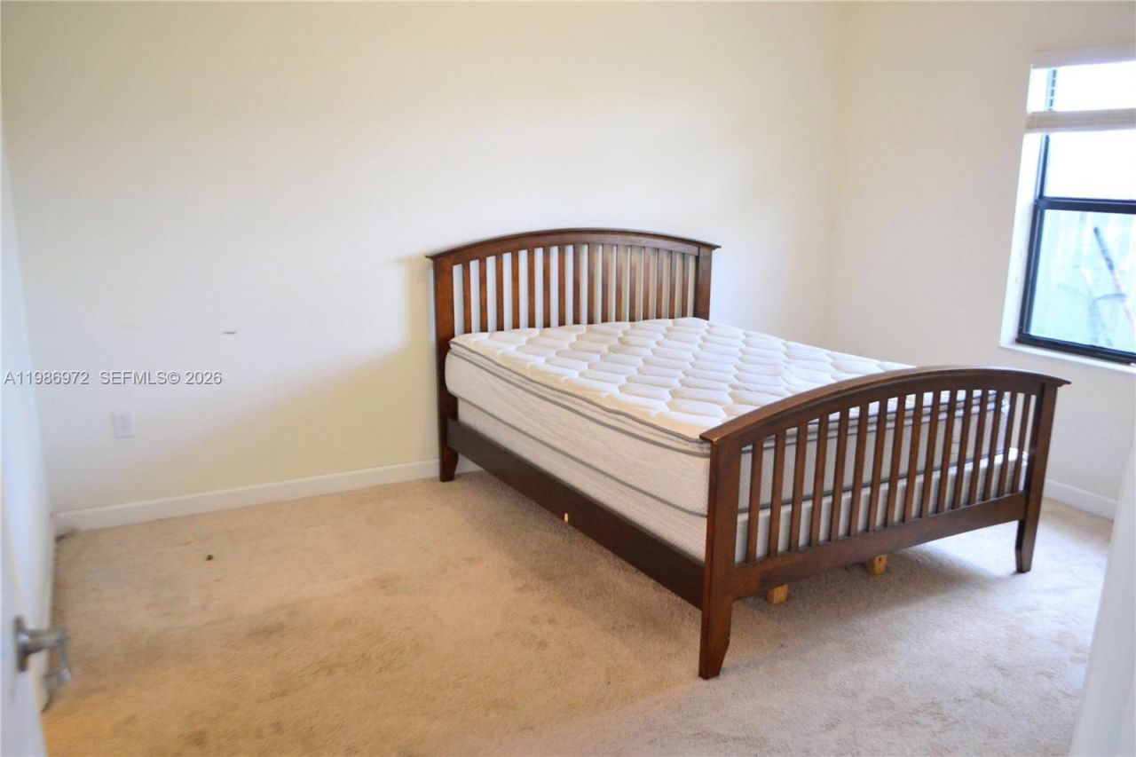 164 NE 23rd Ter , Homestead, FL 33033 Photo