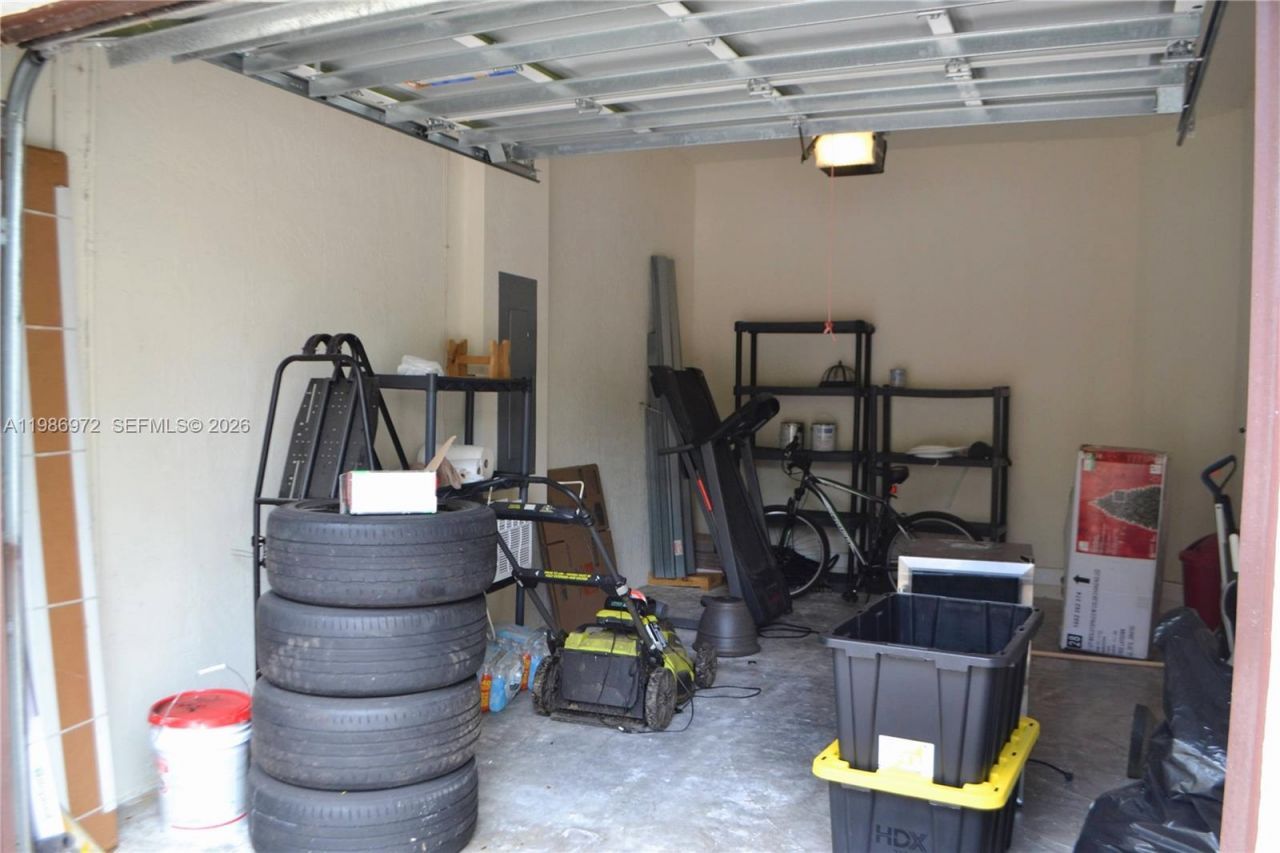 164 NE 23rd Ter , Homestead, FL 33033 Photo