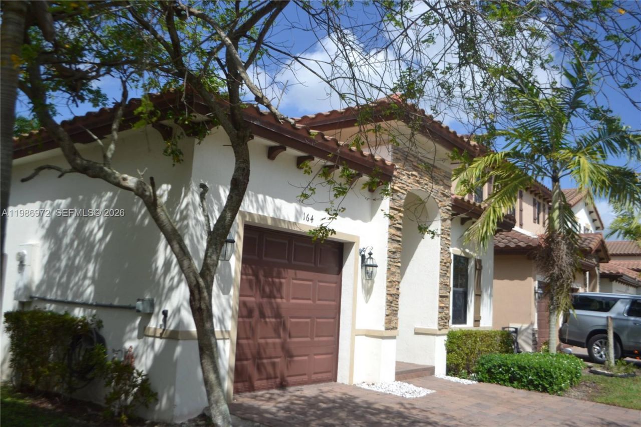 164 NE 23rd Ter , Homestead, FL 33033 Photo