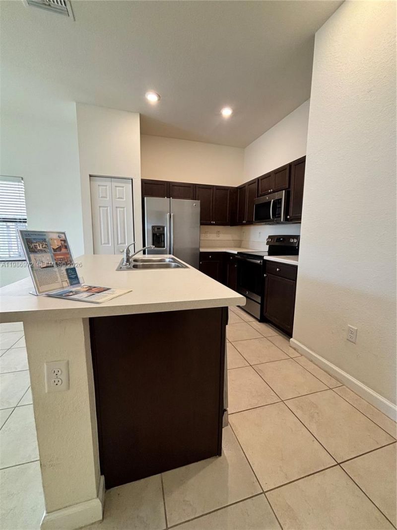 164 NE 23rd Ter, Homestead, FL 33033 Photo