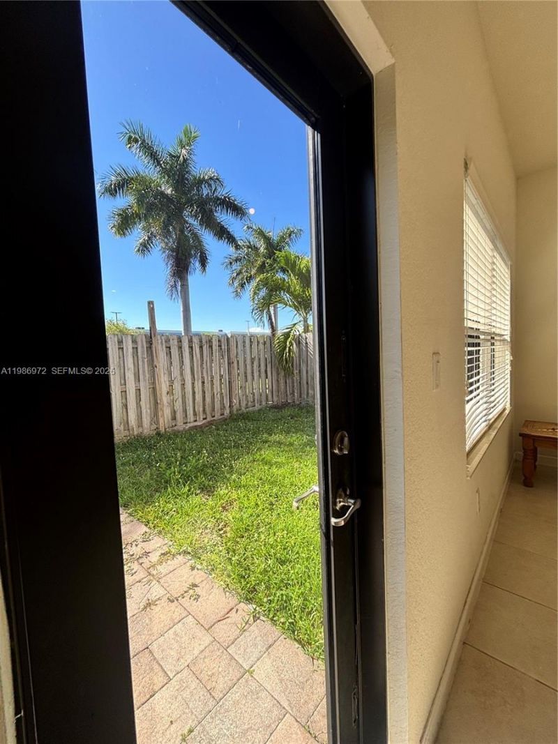 164 NE 23rd Ter, Homestead, FL 33033 Photo
