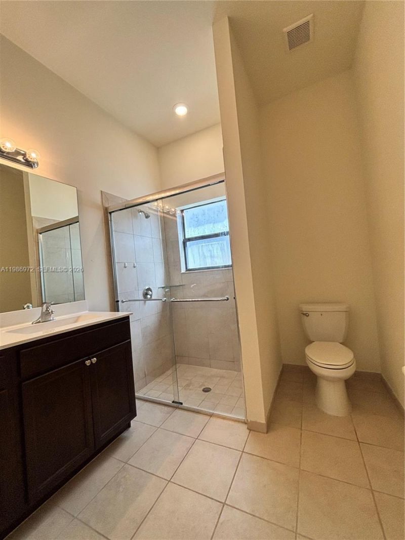 164 NE 23rd Ter, Homestead, FL 33033 Photo
