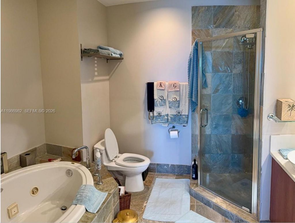 2625 NE 14th Ave, Unit 406, Wilton Manors, FL 33334 Photo