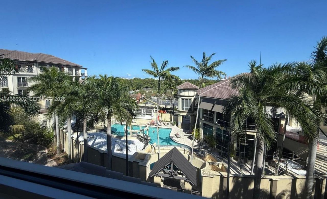 2625 NE 14th Ave, Unit 406, Wilton Manors, FL 33334 Photo