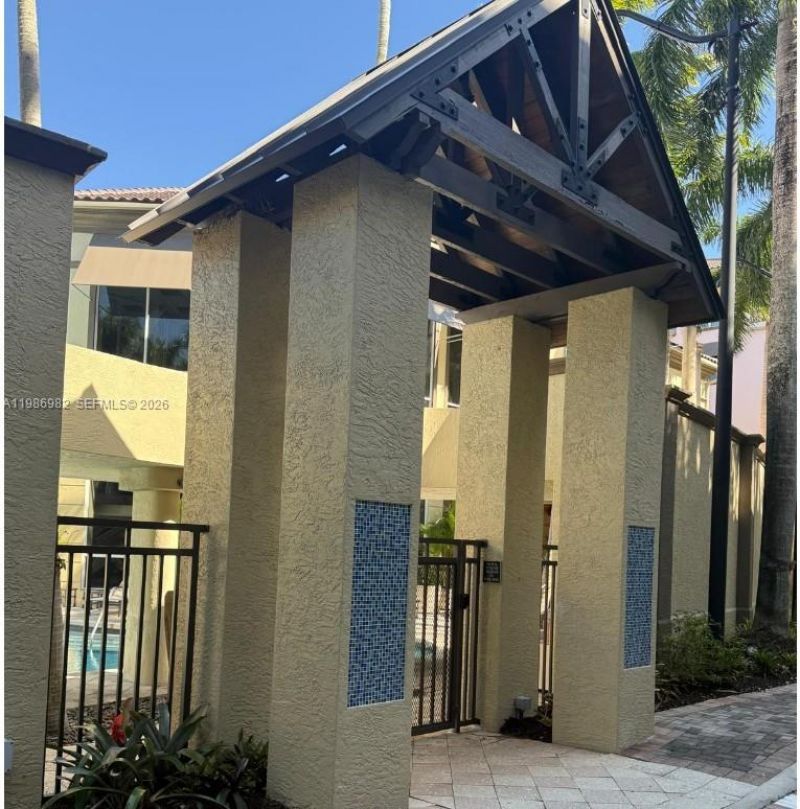 2625 NE 14th Ave, Unit 406, Wilton Manors, FL 33334 Photo
