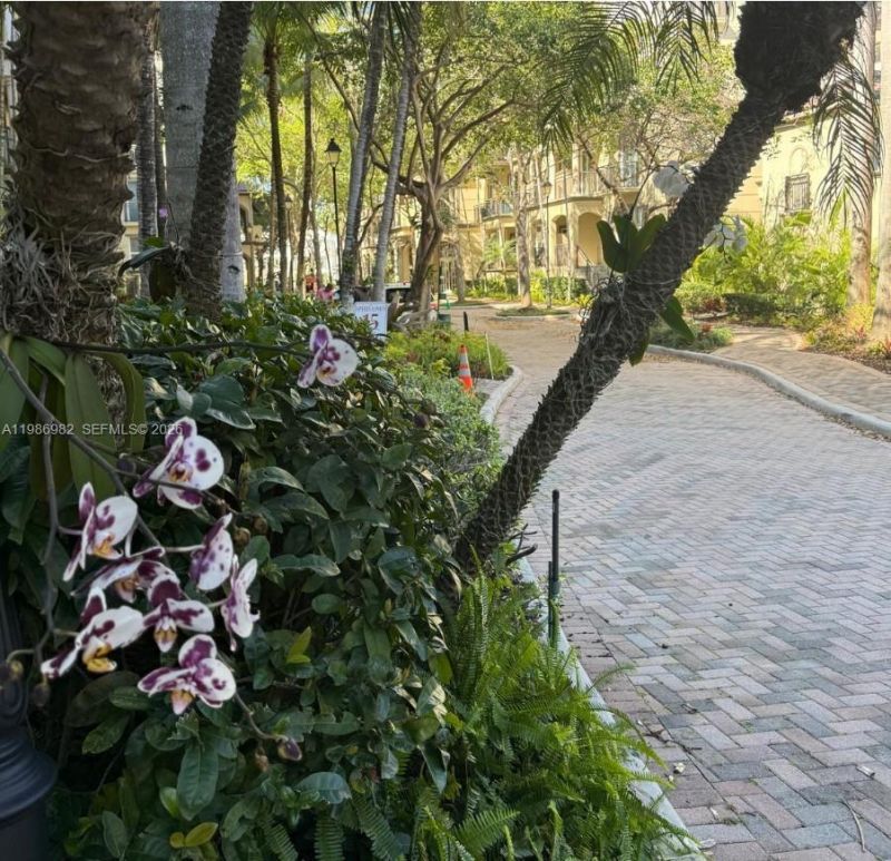 2625 NE 14th Ave, Unit 406, Wilton Manors, FL 33334 Photo