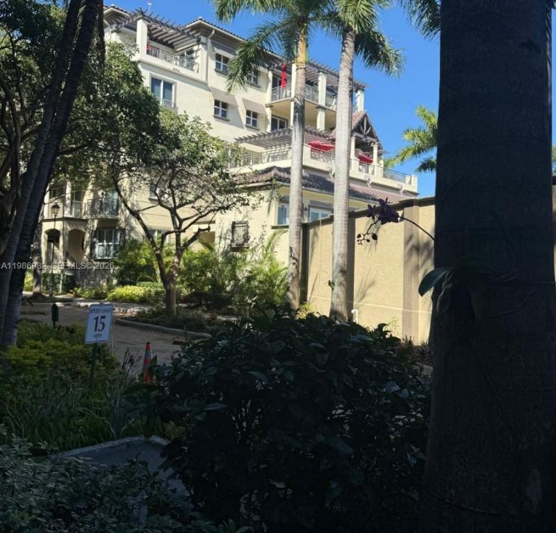 2625 NE 14th Ave, Unit 406, Wilton Manors, FL 33334 Photo